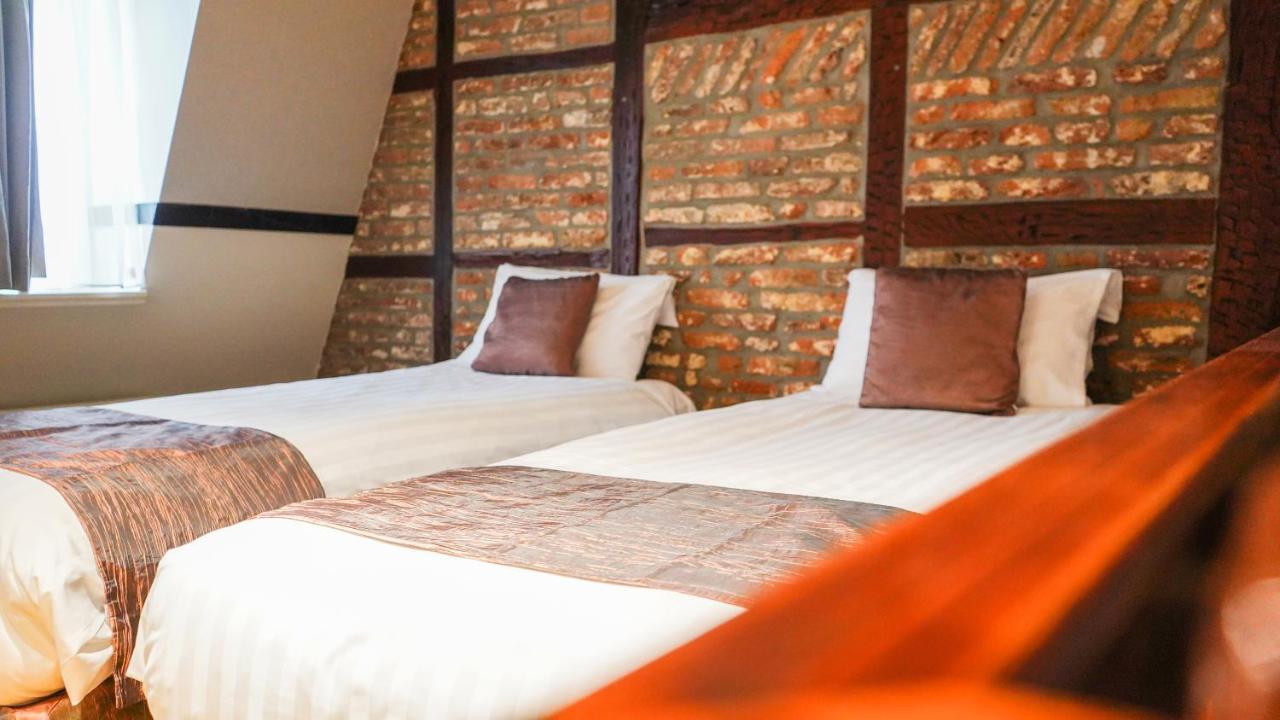 Amosa Hotel 4*