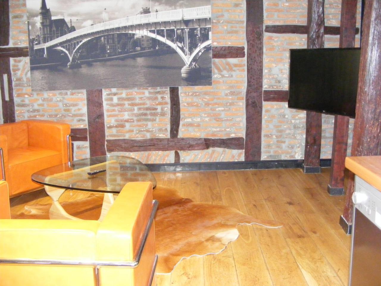 Amosa Centre