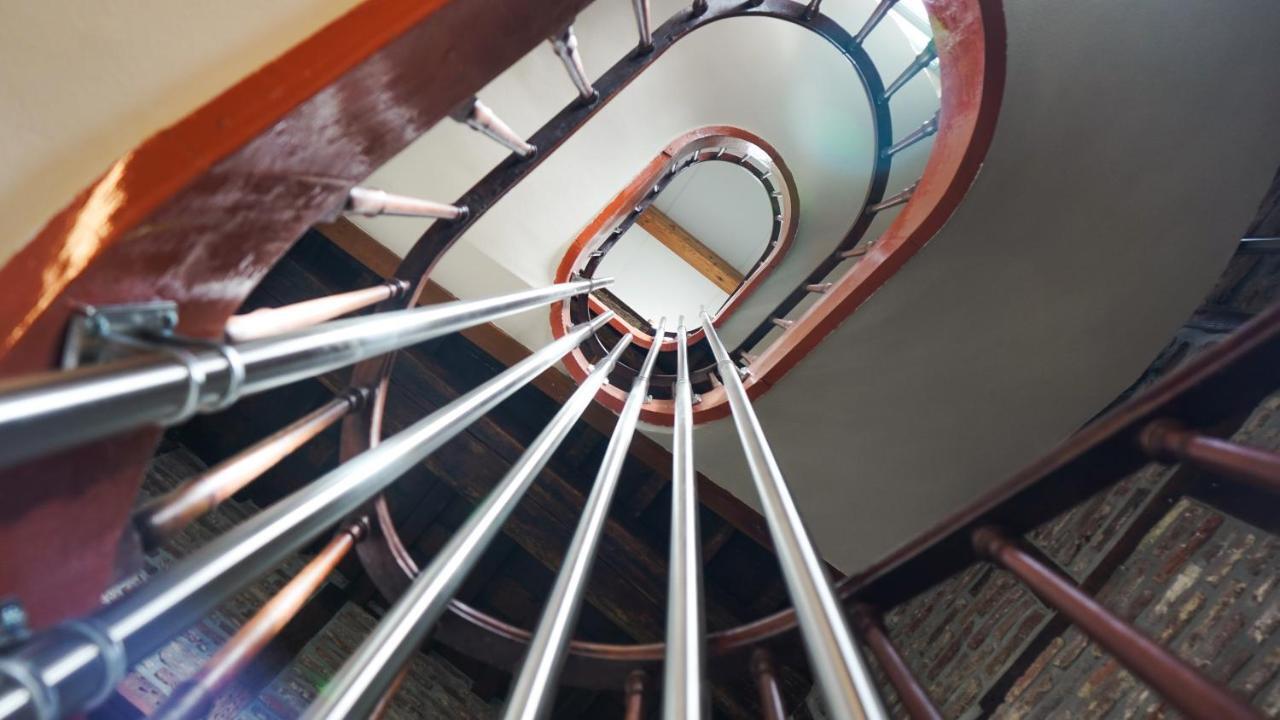 Amosa Hotel